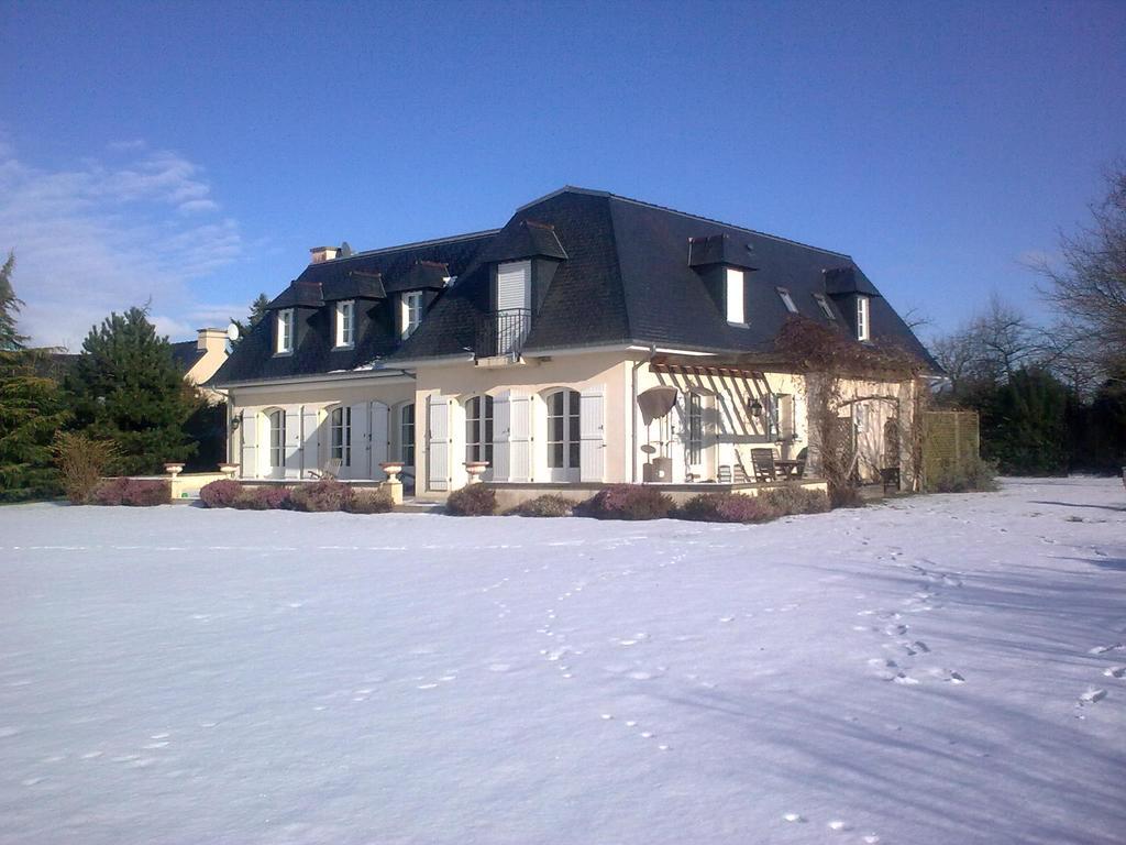 Bed and Breakfast L'Oisette Epiniac Exterior foto